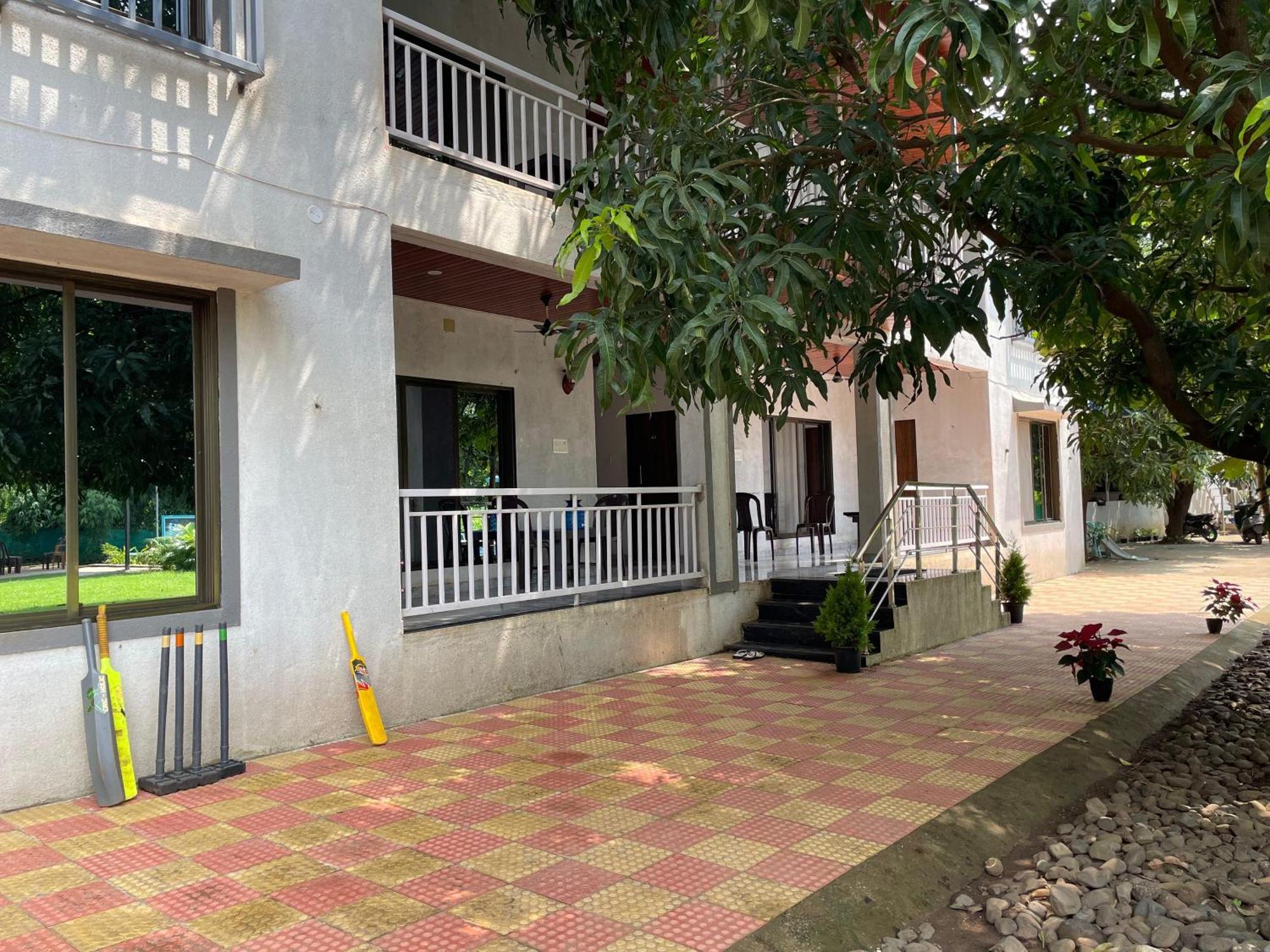 Riverland Farm And Resort Karjat Bagian luar foto