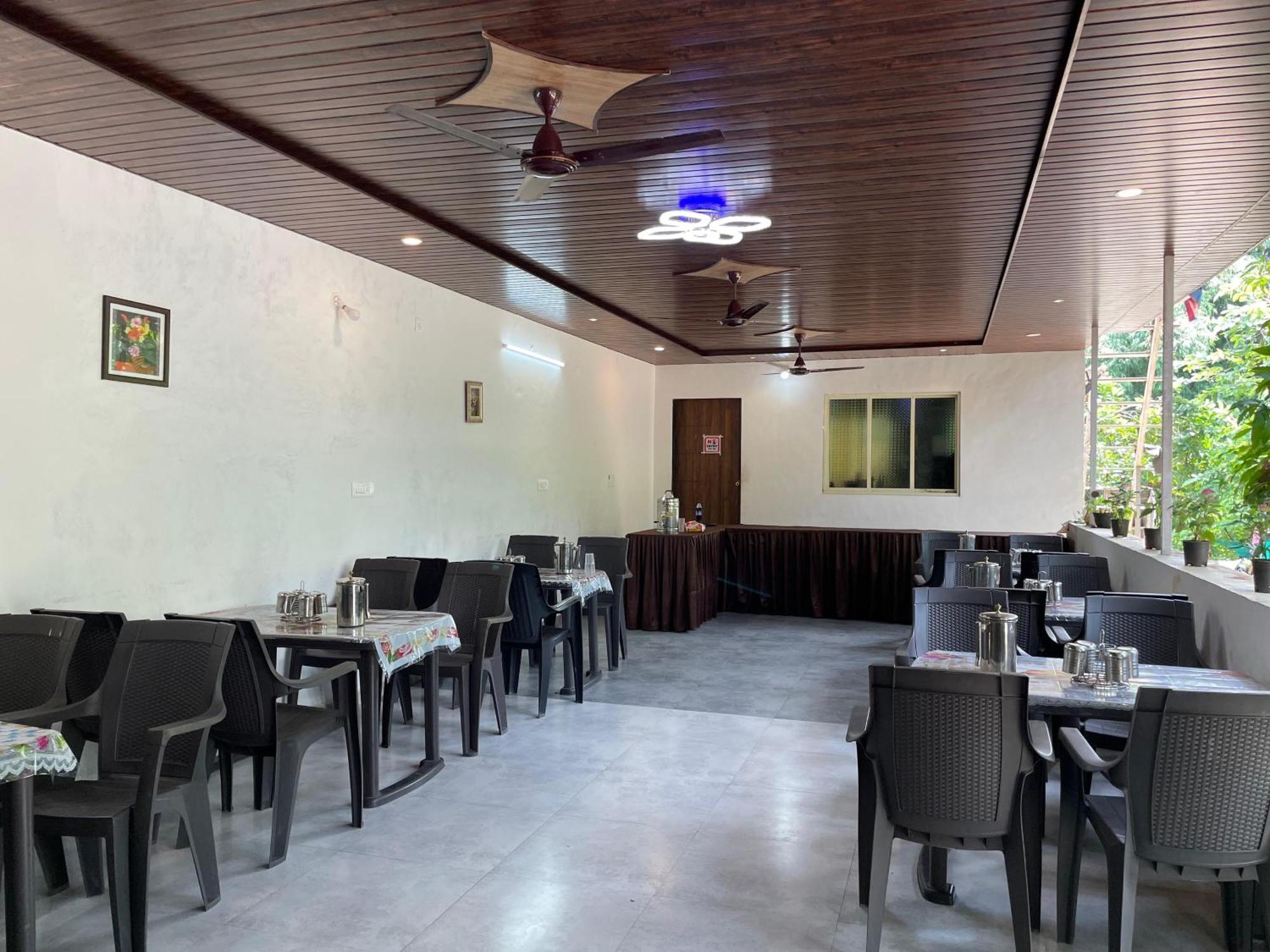 Riverland Farm And Resort Karjat Bagian luar foto