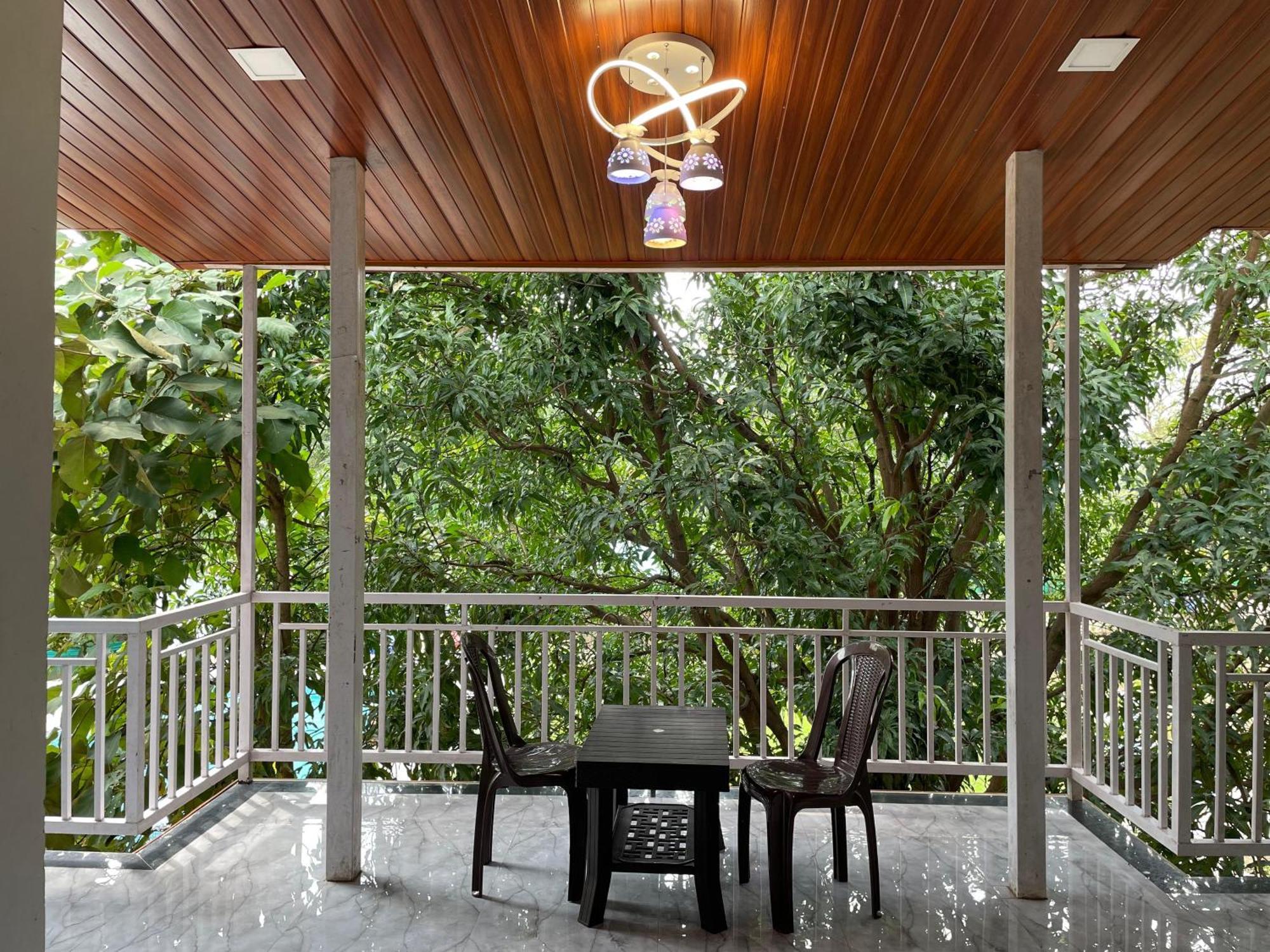 Riverland Farm And Resort Karjat Bagian luar foto