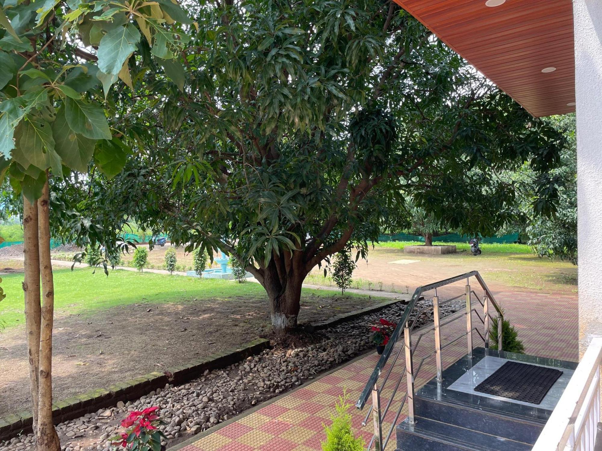Riverland Farm And Resort Karjat Bagian luar foto
