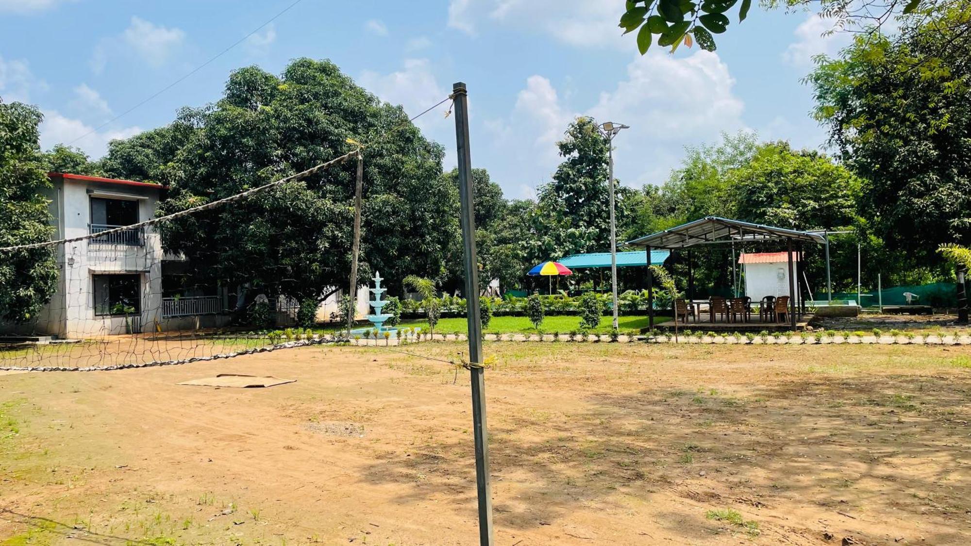 Riverland Farm And Resort Karjat Bagian luar foto